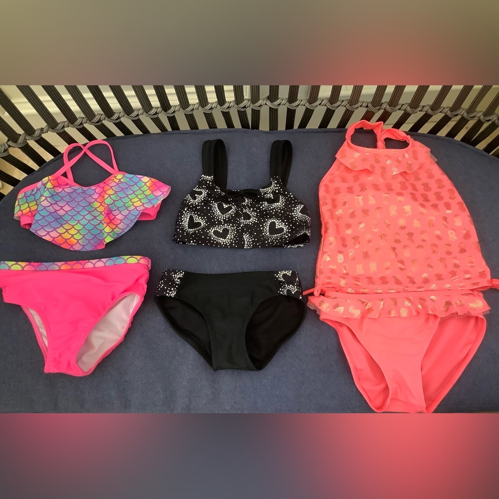 GIRLS SWIMSUIT BUNDLE! Two pieces in sizes 3T, 4T/5T, and 6x - Euc and new!